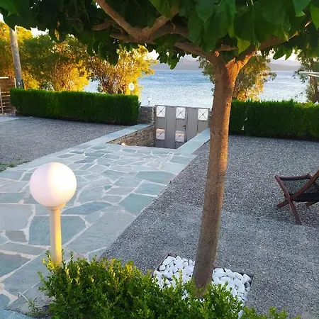 Enigma Boutique Votsalo * Marmari (Evia)